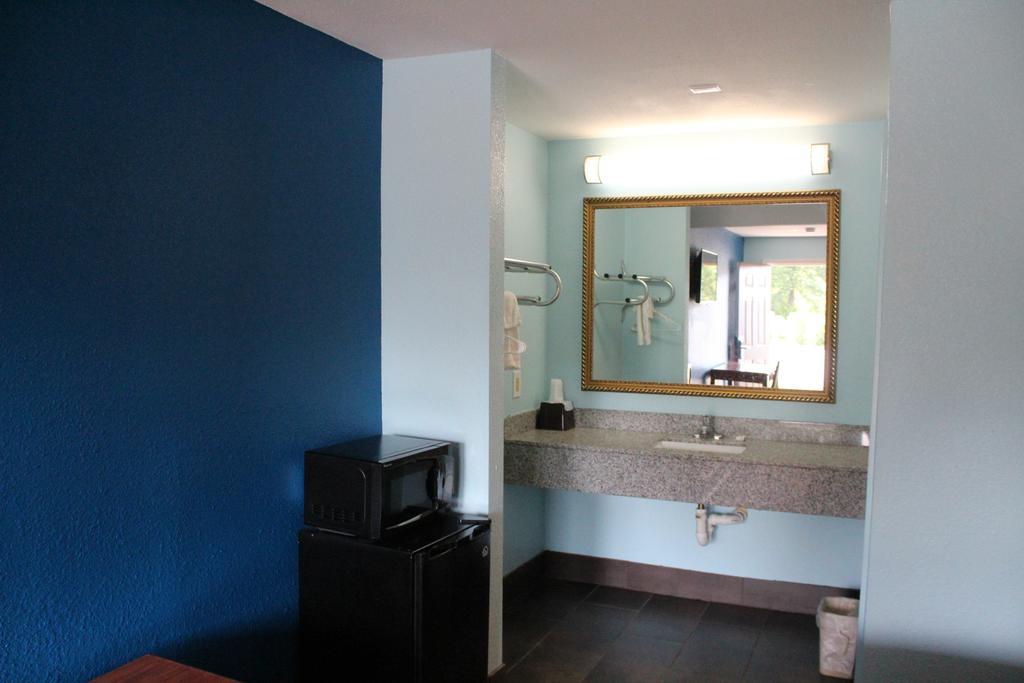 Coldspring Inn Bagian luar foto